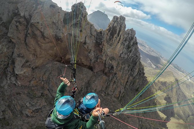 Acro Paragliding Adventure in Costa Adeje with FREE Pickup !! - What to Bring (and What to Wear) for a Comfortable Flight Day