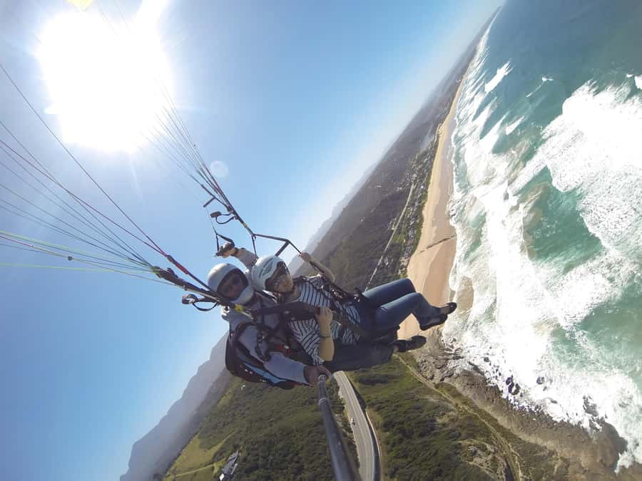 Adventure Tandem Paragliding Flight - The adventure flight twist: hands on with control toggles