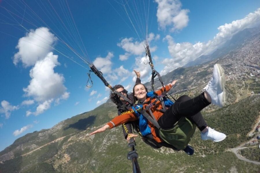 Alanya Paragliding Adventure Sail the Skies - Why Alanya paragliding over Cleopatra Beach hits different