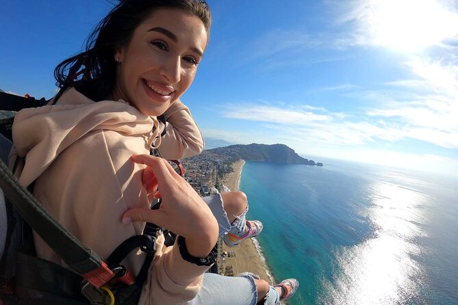 Alanya Tandem Paragliding Everyday w/ Free Hotel Transfer - The Flight Itself: Tandem Confidence and Real Views Over Cleopatra Bay