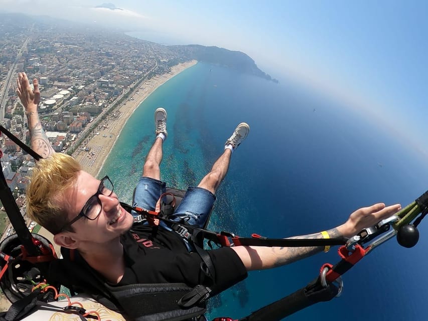 Alanya: Tandem Paragliding Flight to Cleopatra Beach - Photos, videos, and cash planning: how to get the best souvenirs