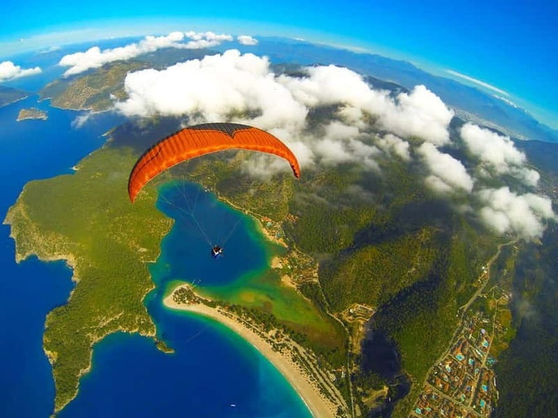 Alanya: Tandem Paragliding SkyDiving With Pick-up & Drop-off - Entering The Alanya Takeoff Day: meeting point, boat, and transfers