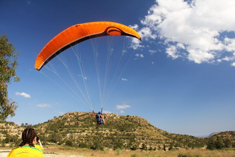 Alicante and Santa Pola: Tandem Paragliding Flight - Why Alicante and Santa Pola are perfect for a tandem flight
