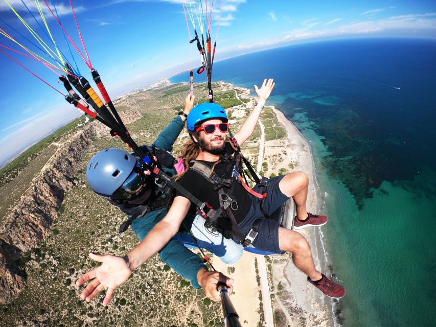 Alicante and Santa Pola: Tandem Paragliding Flight - The 20–30 minute tandem flight: what it feels like in the air