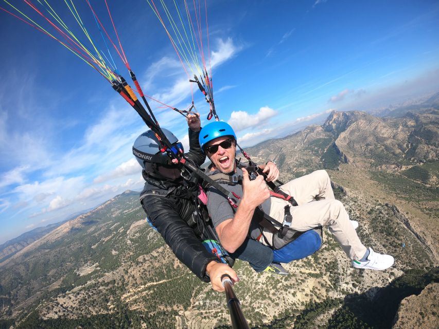Alicante and Santa Pola: Tandem Paragliding Flight - Should you book this Alicante and Santa Pola tandem paragliding flight?