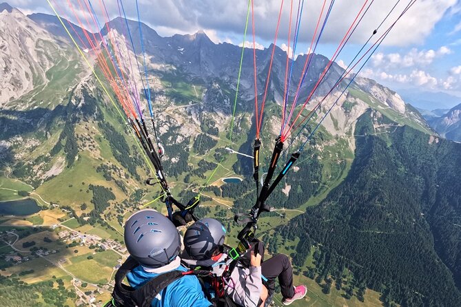 Baptism in Paragliding in La Clusaz - 10 to 15 Minutes Over Pastures, Forests, and La Clusaz