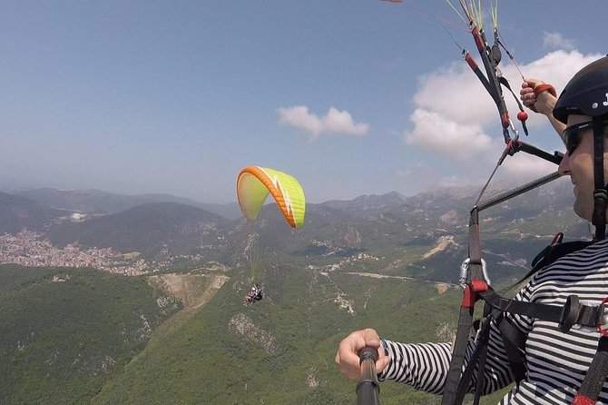 Bečići Standard Paragliding Montenegro /All-inclusive - The Safety Briefing and Tandem Takeoff: First-Time Paragliding, Without the Guesswork