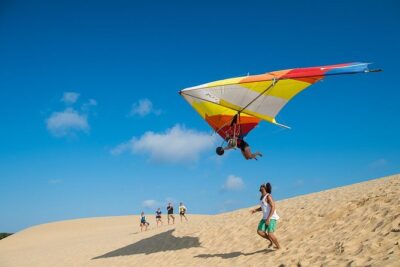 Beginner Hang Gliding Lesson - Gear up on-site: helmet and harness fit matters more than you think