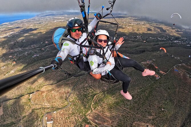 BRONZE tandem paragliding flight in South Tenerife, free pick up - Thermals Over Costa Adeje: How the Pilot Finds Extra Time in the Air