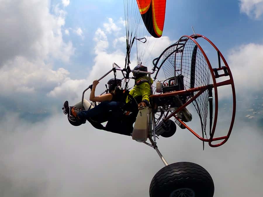 Cali: Paratrike Flight - Paragliding - From the San Antonio office to the air: how your 2 hours run