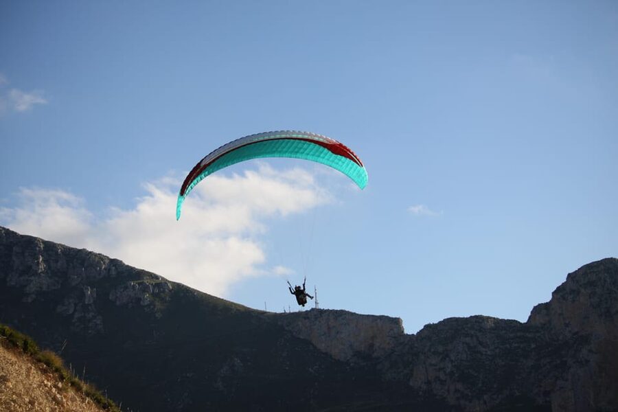 Cefalù: tandem paragliding flight and insta360 video - Value check: is $162 per person worth it?