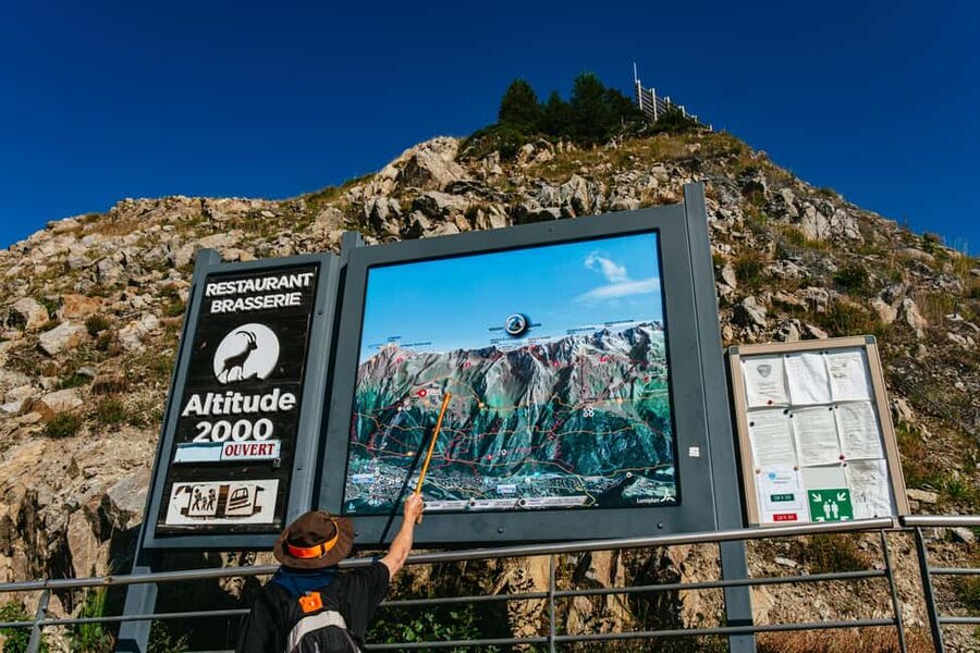 Chamonix: Tandem Paragliding Flight - The flight: Mont Blanc views, 1100m of elevation change, and glacier sightings