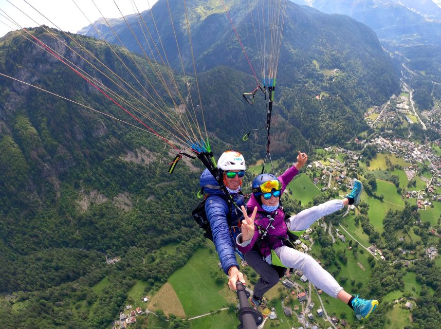 Chamonix: Tandem Paragliding Flight with Video - Learning what it’s like to fly (without doing the risky part)