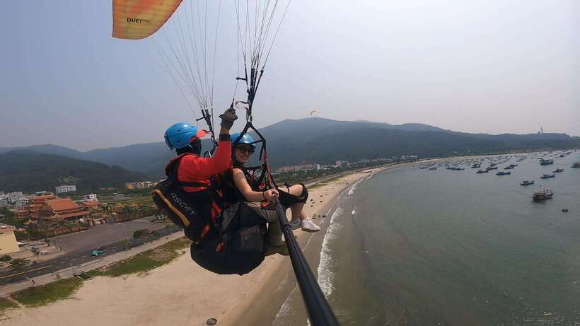 Da Nang Private paragliding experience on Monkey Mountain - Best conditions, weight limits, and who should be careful