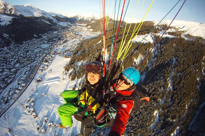 Davos Absolutely Free Flying Paragliding Tandem Flight 1'000 Meters High - Scheduling and weather: how not to get stressed