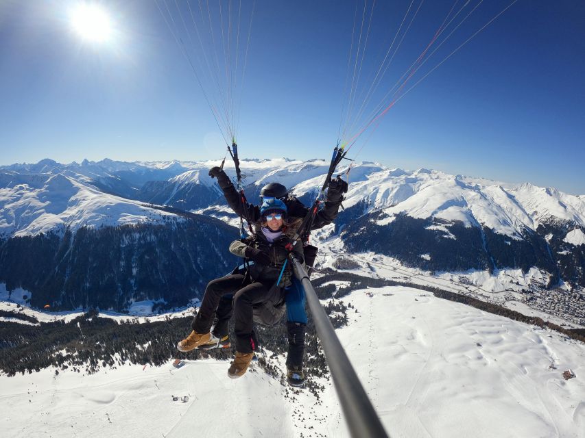 Davos: Tandem Paragliding Flight - How to get the most out of your private group flight