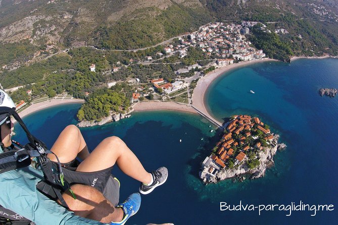 Exclusive Paragliding Montenegro - Bečići Beach start: what the first hour usually feels like
