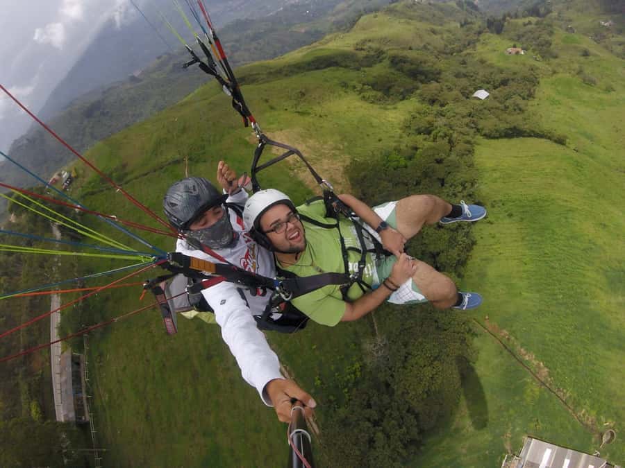 From Medellín: Paragliding Tour with GoPro Photos & Videos - Tips for a Smooth Flight Day (So You Enjoy It More)
