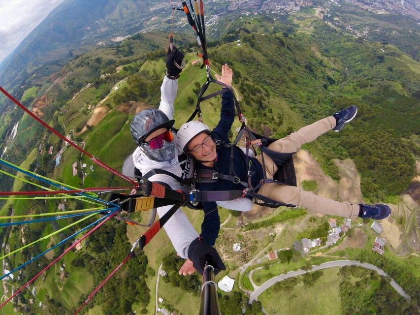 From Medellín: Paragliding Tour with GoPro Photos & Videos - Should You Book This Medellín Paragliding Flight With GoPro?