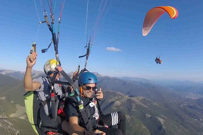 Half day private paragliding experience - ADVENTURE FLIGHT - The Adventure Flight experience in the air: 30–40 minutes, tandem acrobatics