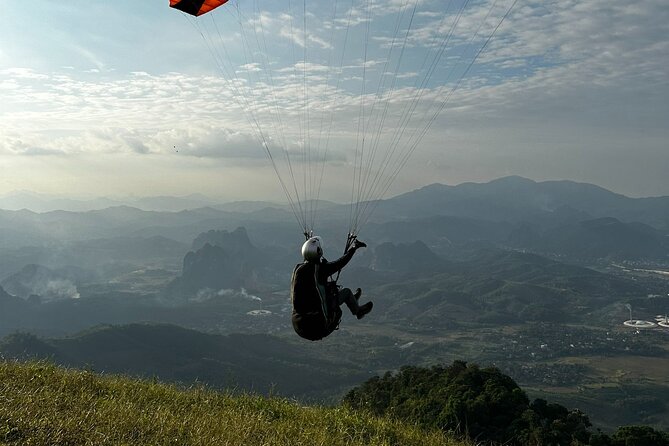 Hanoi Paragliding COMBO: Tandem paraglide + course (full-day) - Price and value: what $77 buys you in real time
