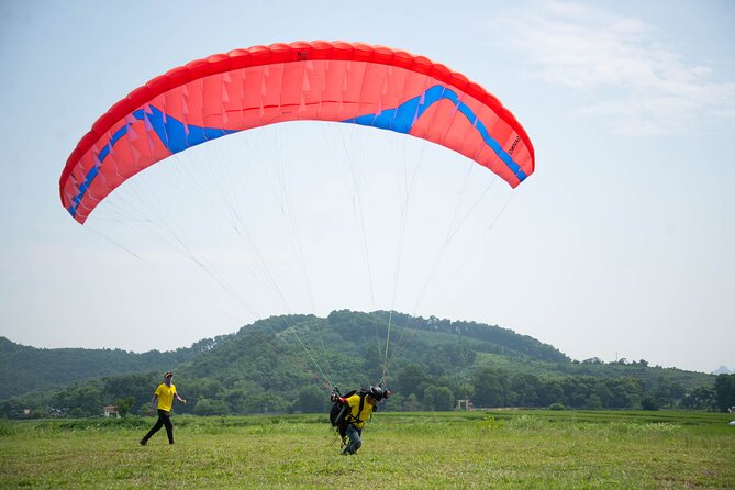 Hanoi Paragliding COMBO: Tandem paraglide + course (full-day) - Paragliding in Luong Son: why this intro feels efficient