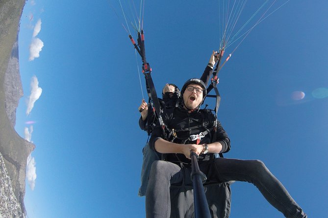 Hi5 Tandem Paragliding Cape Town - What the tandem flight feels like (and how they manage wind)