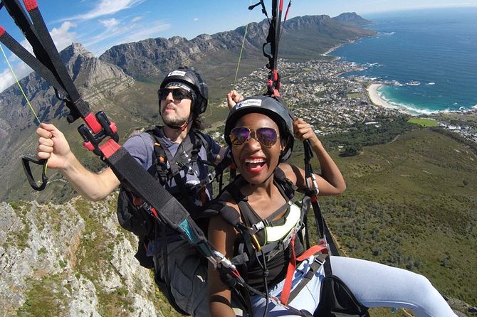 Hi5 Tandem Paragliding Cape Town - Lions Head launch: the short hike up and the 12 Apostles view