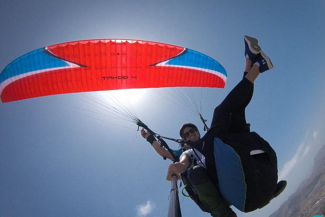 High Performance Paragliding Tandem Flight in Tenerife South - What to Wear for Wind and Cold: The Small Things That Make a Big Difference