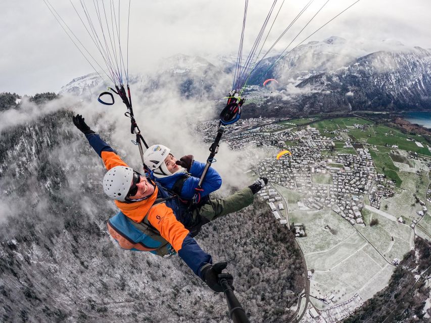 Interlaken: Tandem Paragliding Flight with Pilot - Meeting points: where you go depends on the season