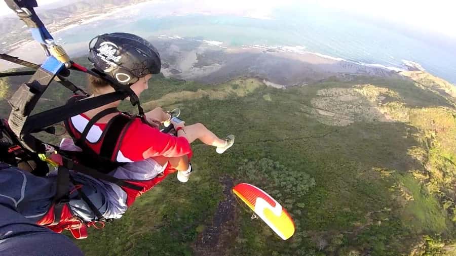 Kuta Lombok : Tandem Paragliding with Pilot & Beach Tour - Kuta Mandalika launch session: briefing, gear check, then air time
