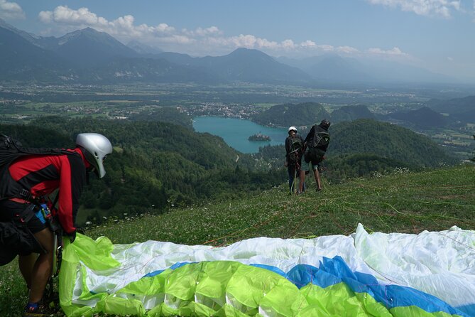 Lake Bled Tandem Paragliding - The flight: 10 to 30 minutes over Bled Island, Castle, and Ojstrica
