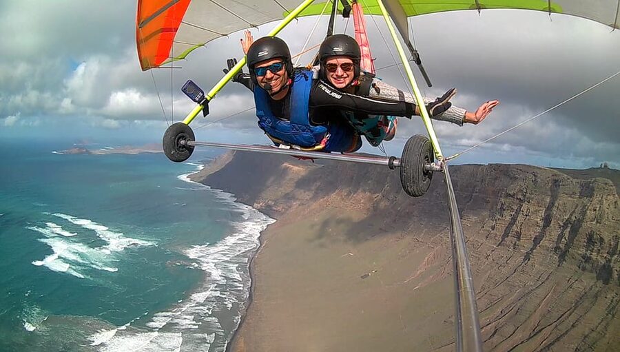 Lanzarote Hang Gliding Tandem Flights - Your 4-day game plan: wind picks the launch, and you follow