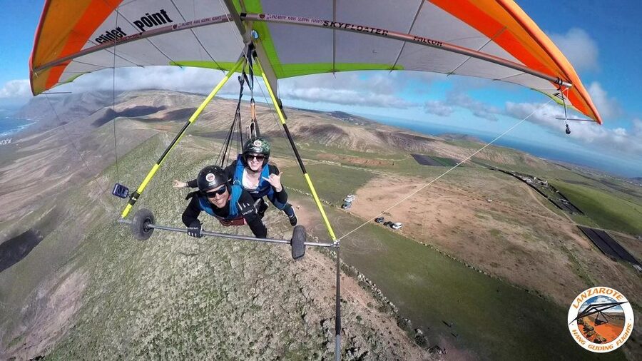 Lanzarote Hang Gliding Tandem Flights - The flow on the day: briefing, gear, and the first few steps