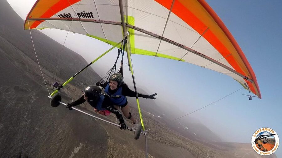 Lanzarote Hang Gliding Tandem Flights - Getting to the meeting point: keep your day flexible and drive yourself