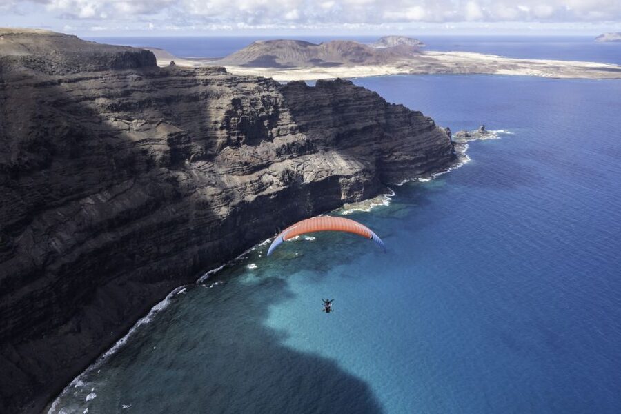 Lanzarote: Tandem Paragliding Flight Over Lanzarote - Key things to know before you fly