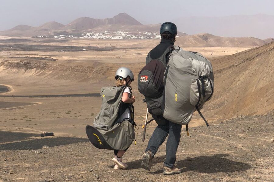 Lanzarote: Tandem Paragliding Flight Over Lanzarote - Choosing the relaxed flight versus the Rollercoaster option