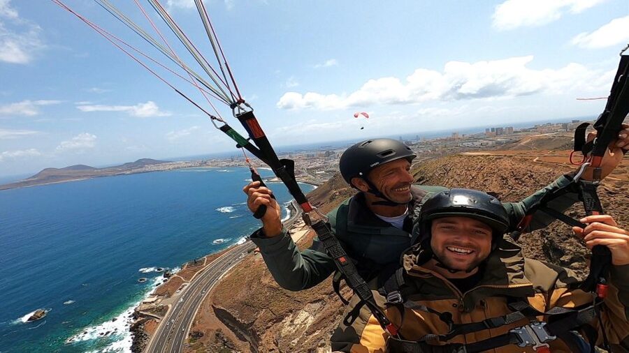 Las Palmas: tandem paragliding flights for everyone - The Safety Briefing That Makes Nervous People Relax