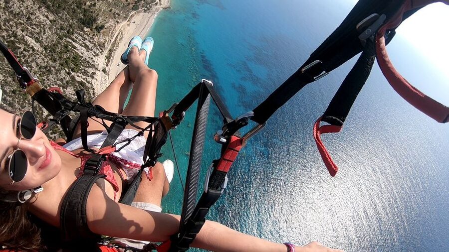 Lefkada paragliding tandem flighs/ Kathisma beach - GoPro Video Included: Your Flight as a Keep-Sake, Not a Guess