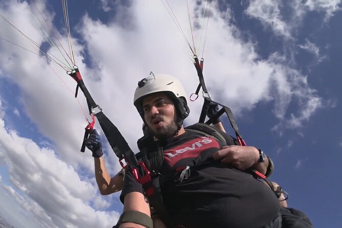 Lisbon Paragliding with Instructor No Experience Required - Price and value check for $132.45 per person