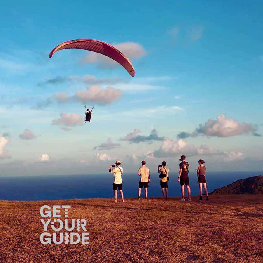 Lombok : Tandem Paragliding With Pilot, Cave & Village - Lombok tandem paragliding at 200 meters: the views do the talking