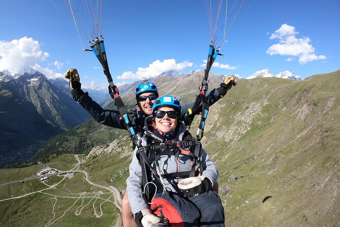 Matterhorn Paragliding flight in Zermatt (20-25min) - Spotting Wildlife: Binoculars Turn a Maybe Into a Game