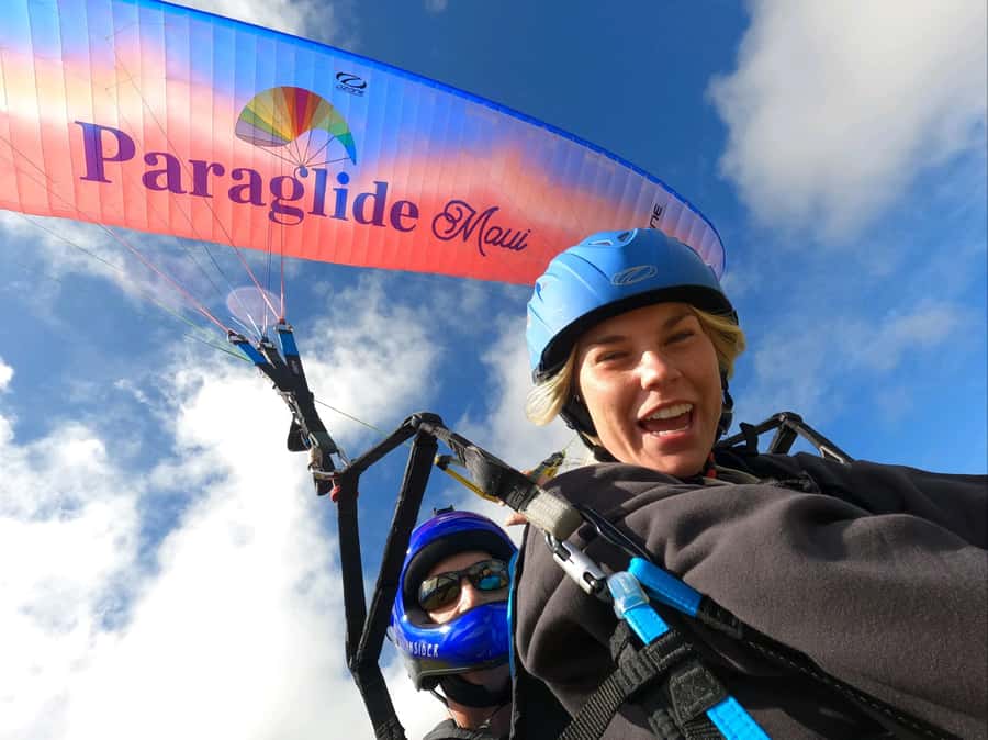 Maui: Top Gun Paragliding Tandem Flight - The Haleakalā Launch Day Starts at Alii Kula Lavender Farm