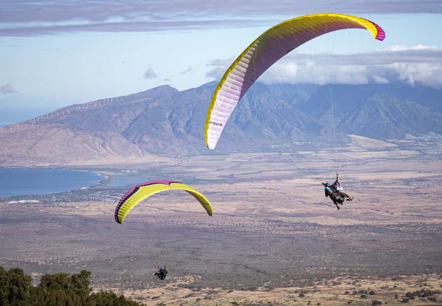 Maui: Top Gun Paragliding Tandem Flight - No Cliff Jump: How the Takeoff Really Feels