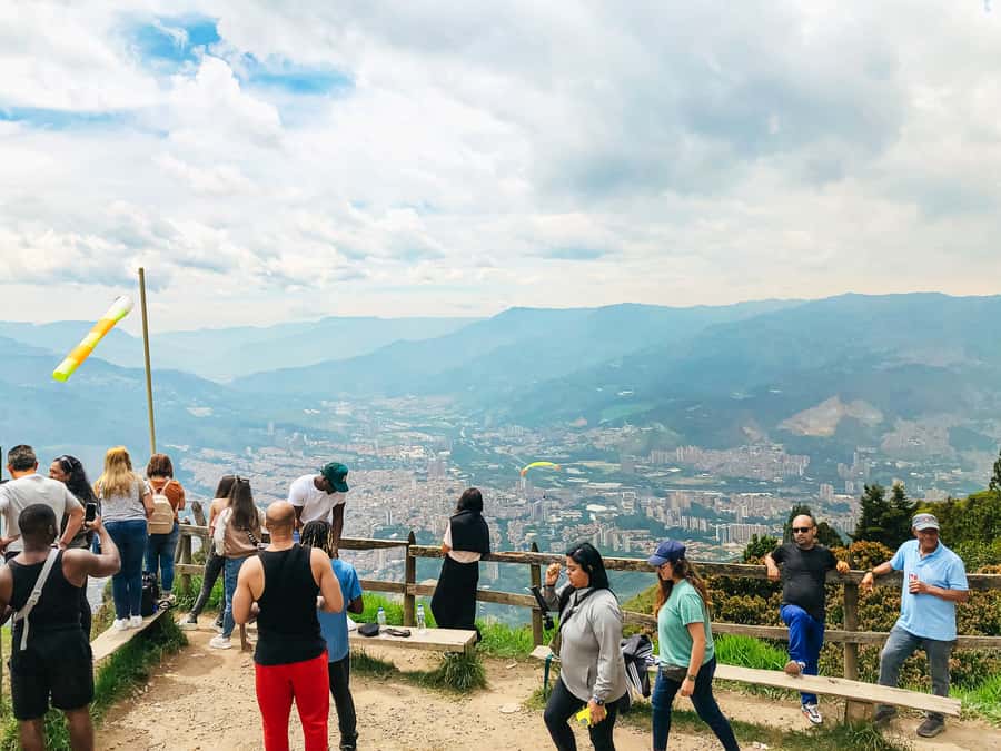 Medellín: Paragliding in the Colombian Andes - Safety and Pilot Quality: Why People Keep Saying It Feels Professional