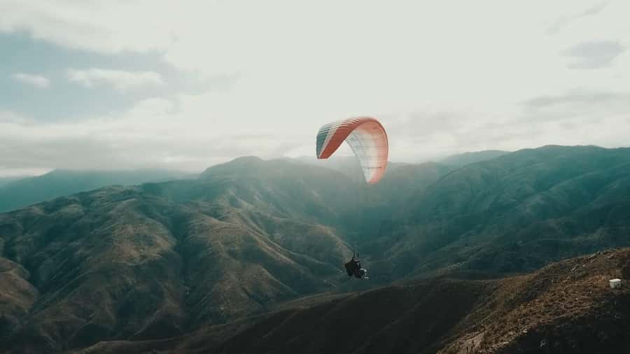 Mendoza: Paragliding Tandem Flight with Instructor - Timing and Waiting: How a 4-Hour Tour Really Feels
