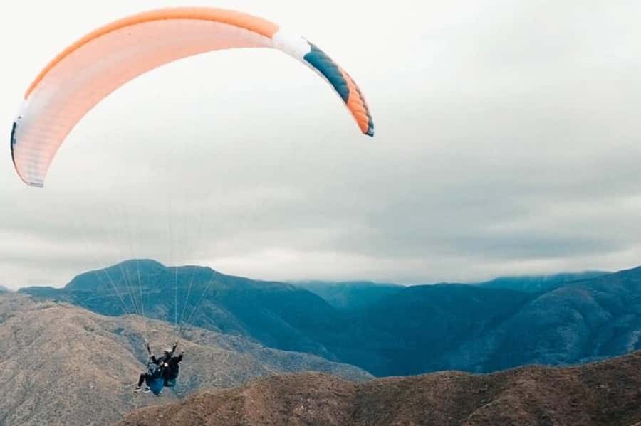 Mendoza: Paragliding Tandem Flight with Instructor - How the Certified Tandem Flight Works (No Experience Needed)