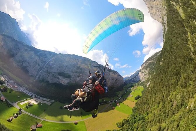 Mürren Lauterbrunnen: Paragliding Panorama Tandem Flights - Over Mürren, Gimmelwald, and the waterfall-country views