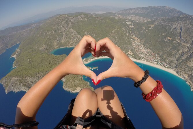 Oludeniz Paragliding Fethiye Turkey, Additional Features - Tandem safety that feels practical, not scary