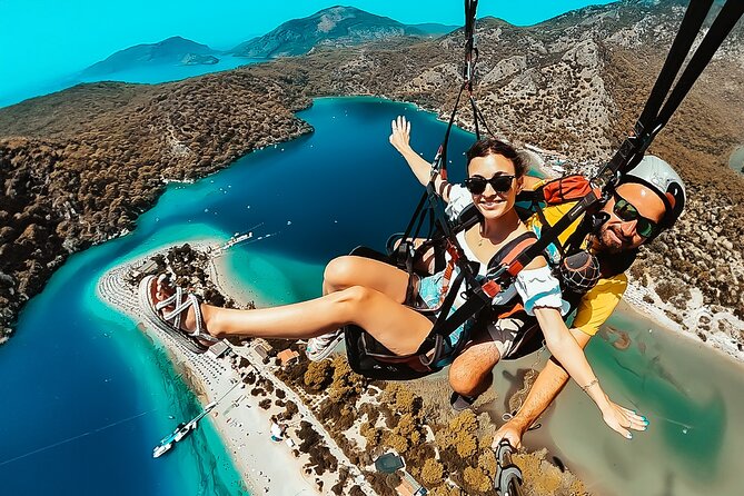 Oludeniz Paragliding in Fethiye Turkey - Equipment, safety briefing, and the weight limit that matters